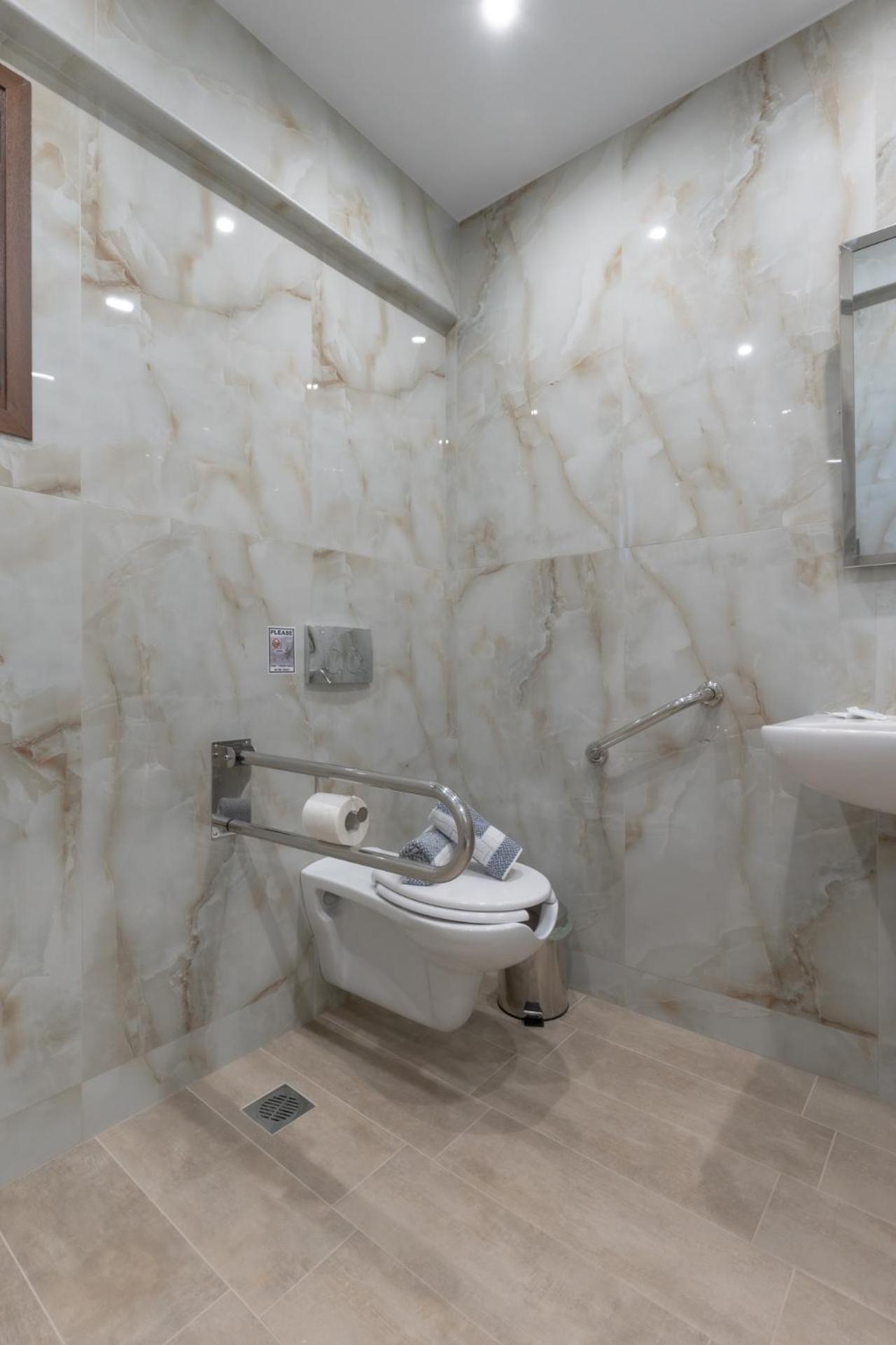Vrasná Sunshine Rooms And Suites מראה חיצוני תמונה