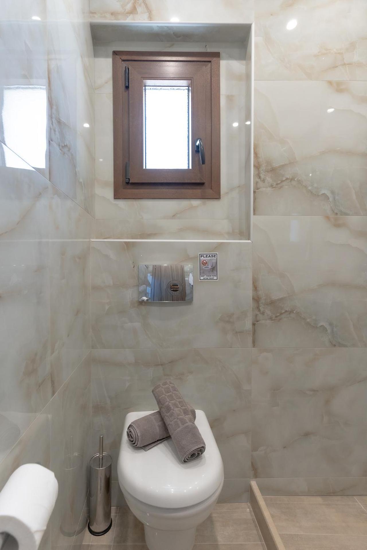 Vrasná Sunshine Rooms And Suites מראה חיצוני תמונה