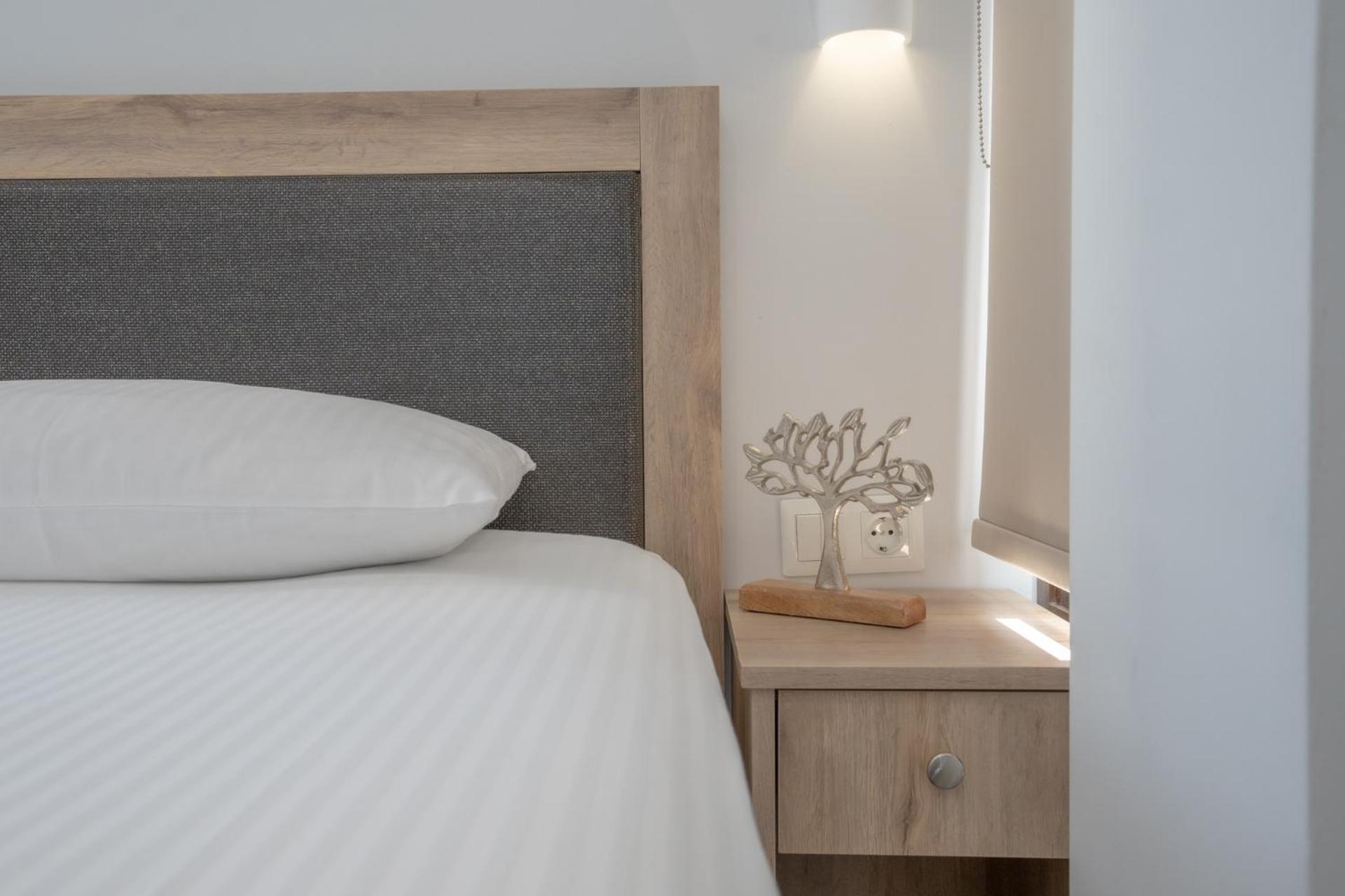 Vrasná Sunshine Rooms And Suites מראה חיצוני תמונה